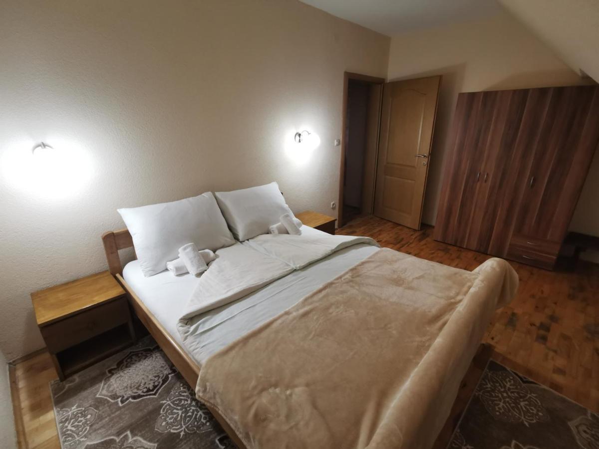 Hotel Gacka オトチャッツ エクステリア 写真